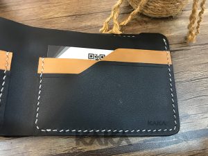 Ví da bò mini đen phối vàng ngang 318 7