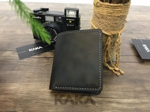 Ví da bò mini đen phối vàng đứng 319 9