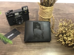 Ví da bò khắc tên 5 6